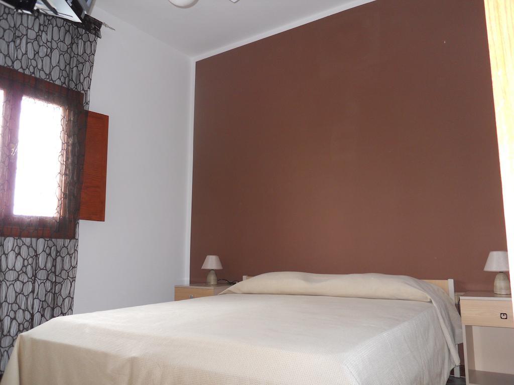 Hotel Coppa Di Cielo 페스키치 객실 사진